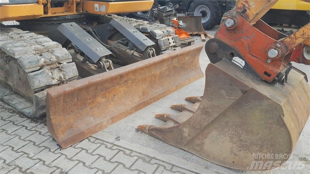 CASE CX 130 B Vikšriniai ekskavatoriai