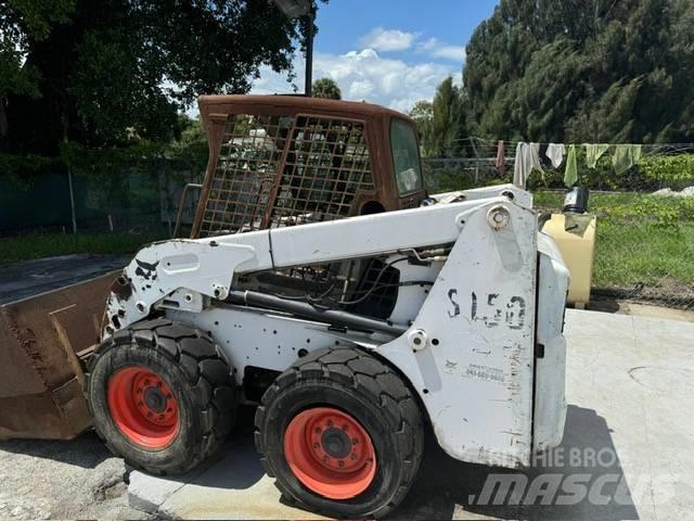 Bobcat S 150 Krautuvai su šoniniu pasukimu