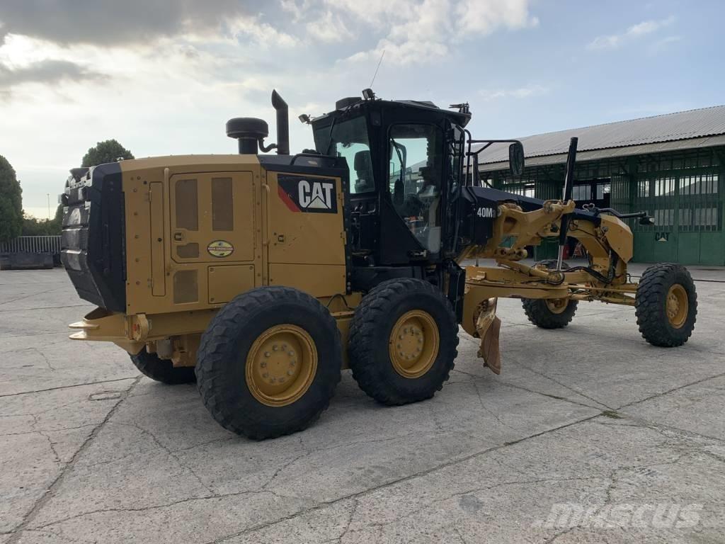 CAT 140 M 3 Greideriai