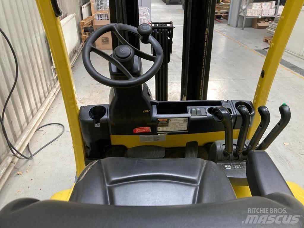 Hyster J2.5XN Elektriniai šakiniai krautuvai