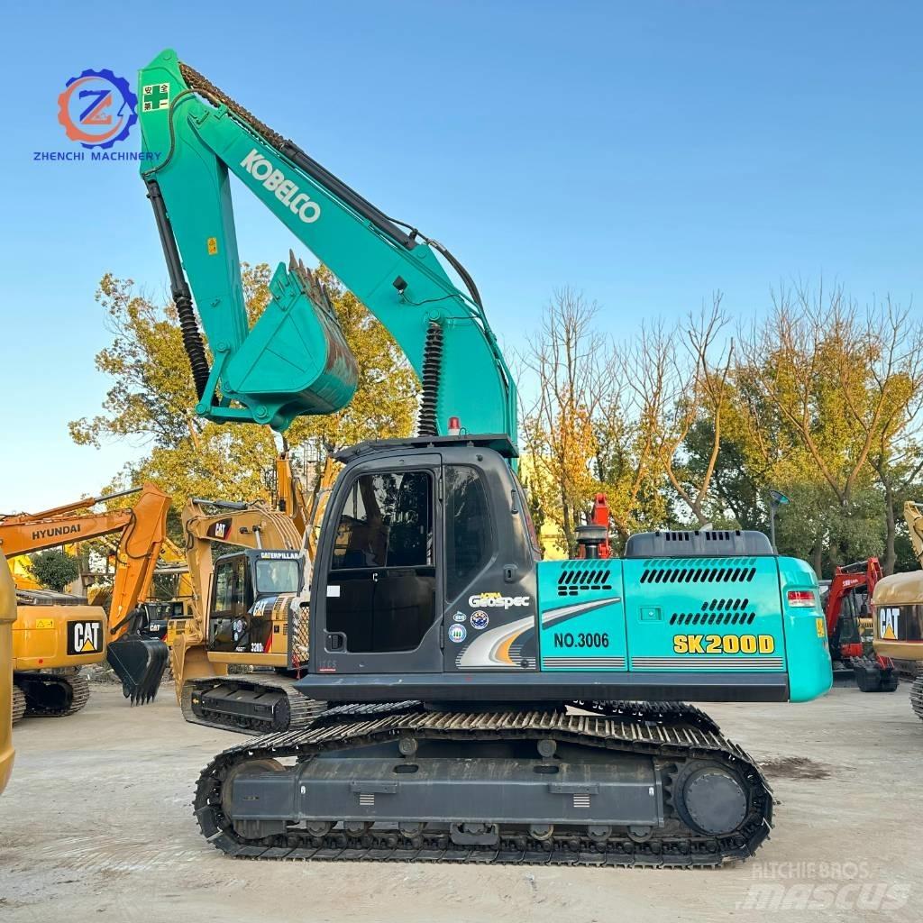 Kobelco SK 200 Vikšriniai ekskavatoriai
