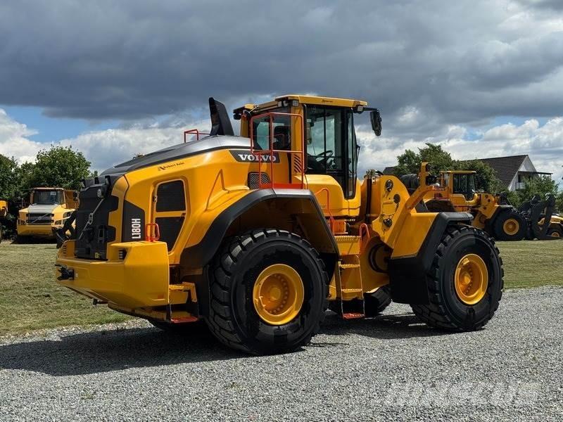 Volvo L 180 H Naudoti ratiniai krautuvai