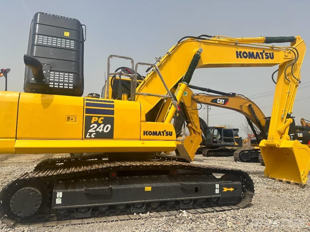 Komatsu PC 240 Vikšriniai ekskavatoriai