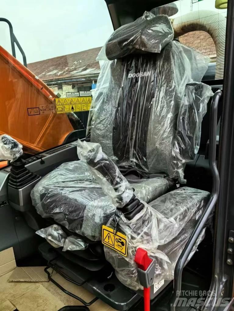 Doosan DX215 Vikšriniai ekskavatoriai