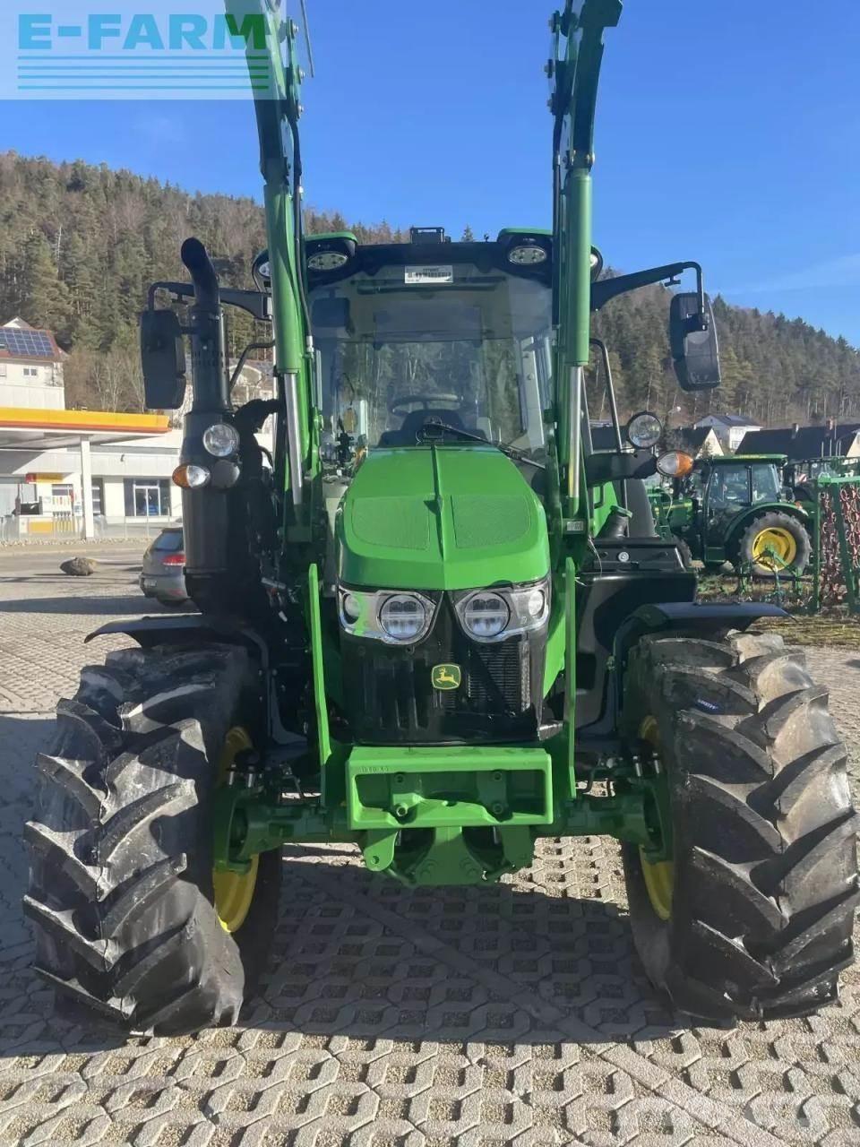 John Deere 6100m Traktoriai