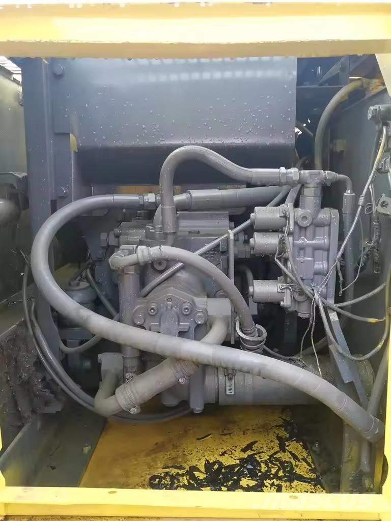 Komatsu PC 120 Vikšriniai ekskavatoriai