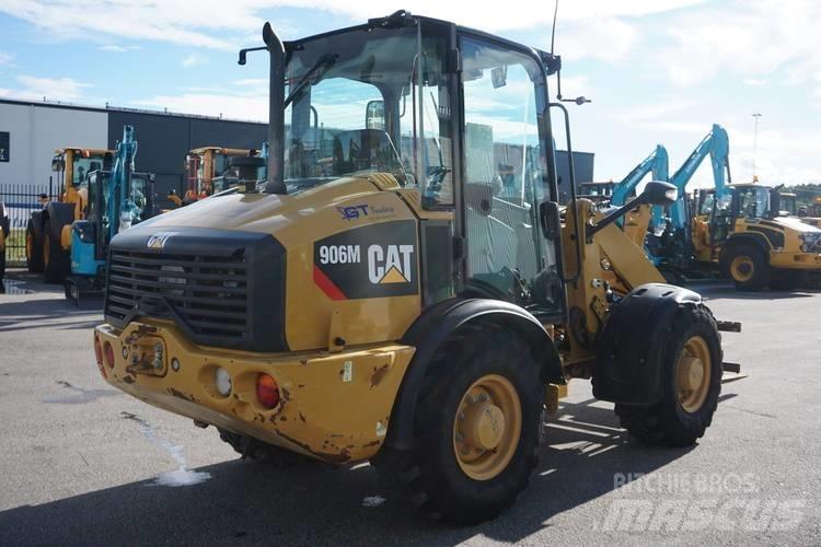 CAT 906M *Uthyres* Naudoti ratiniai krautuvai