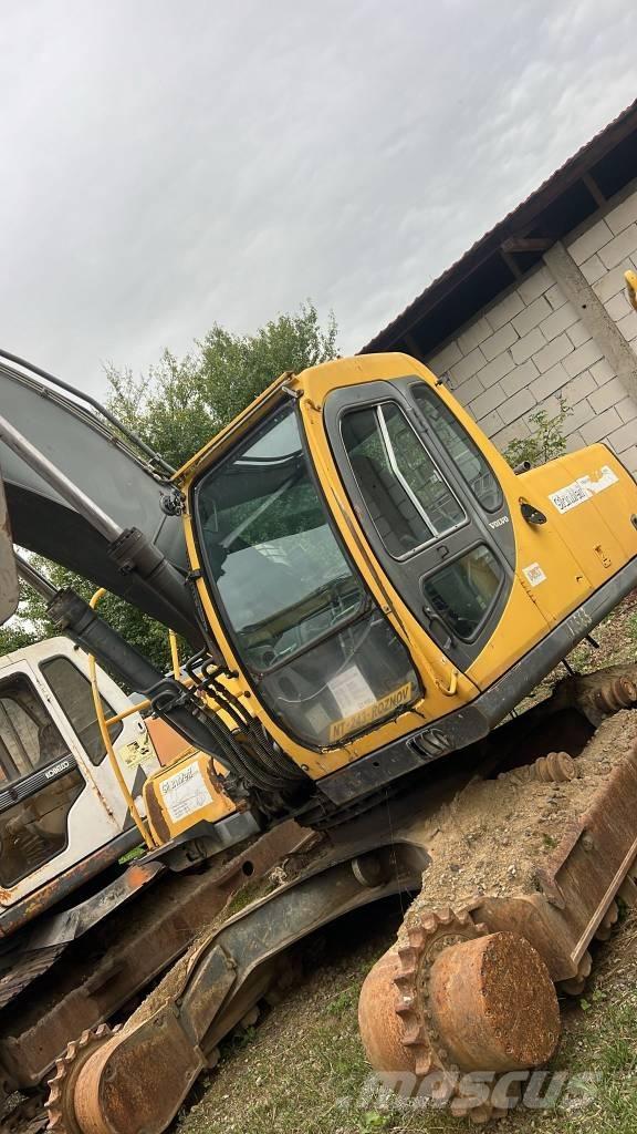 Volvo EC 210 LC Važiuoklė ir suspensija