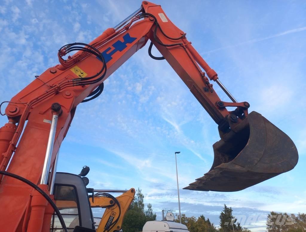Fiat-Kobelco EX135 Vikšriniai ekskavatoriai