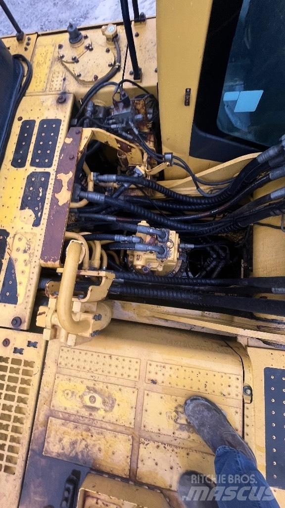 Komatsu Pc340-8 Vikšriniai ekskavatoriai