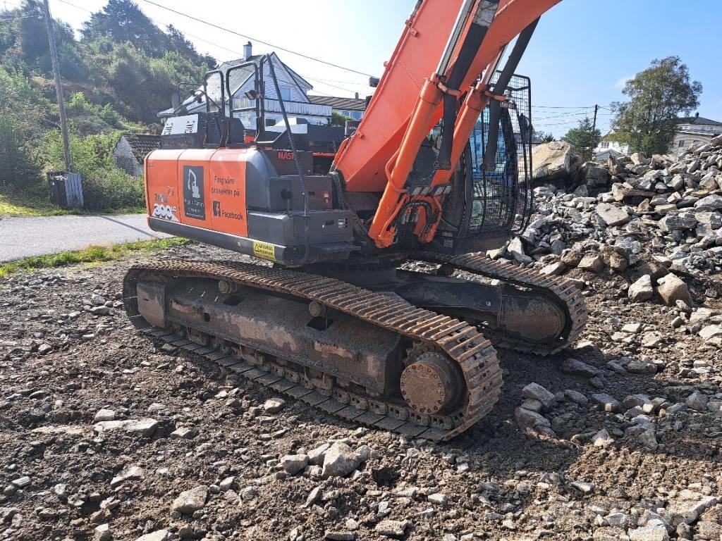 Hitachi ZX 300 LC-6 Vikšriniai ekskavatoriai