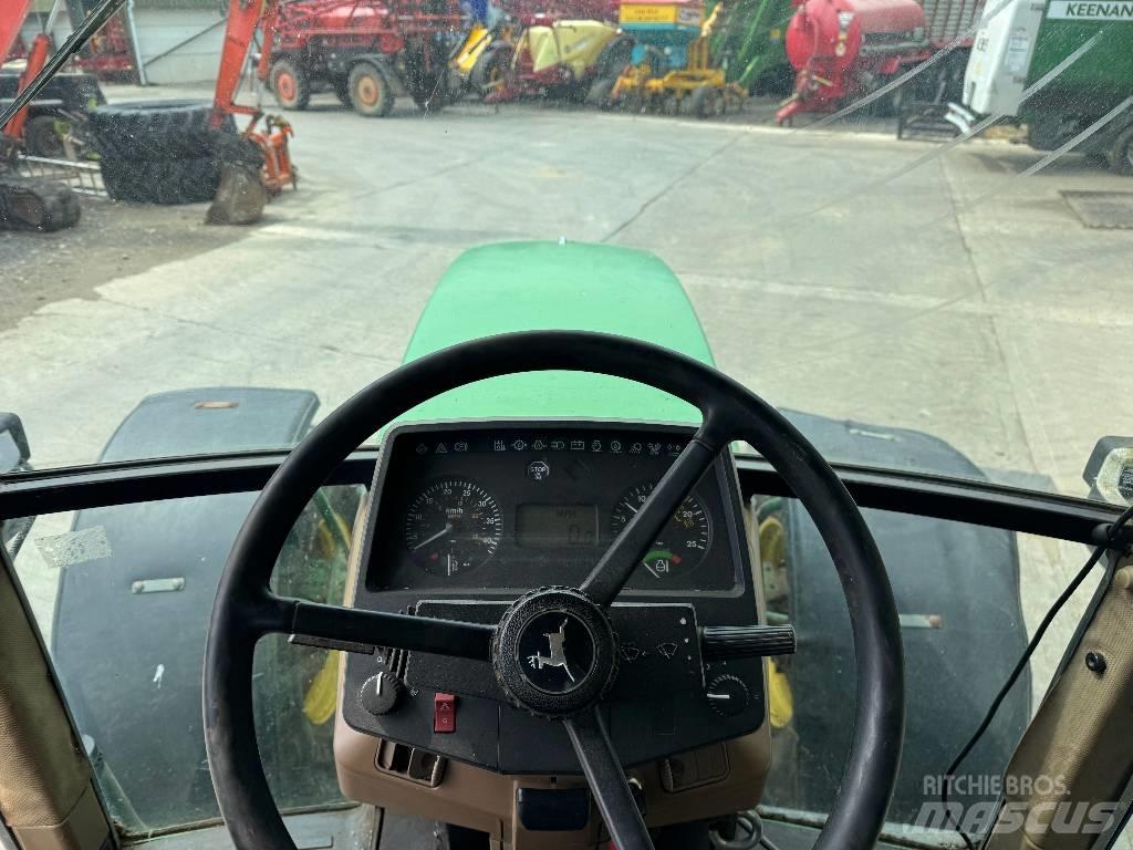 John Deere 6800 Traktoriai