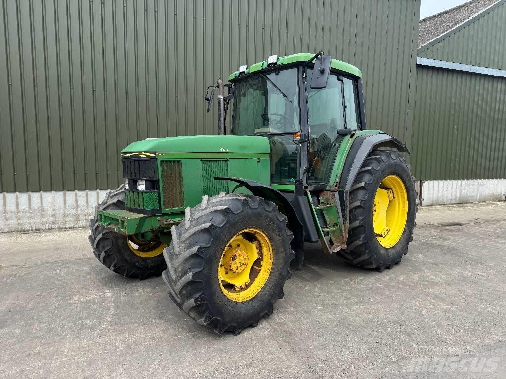John Deere 6800 Traktoriai