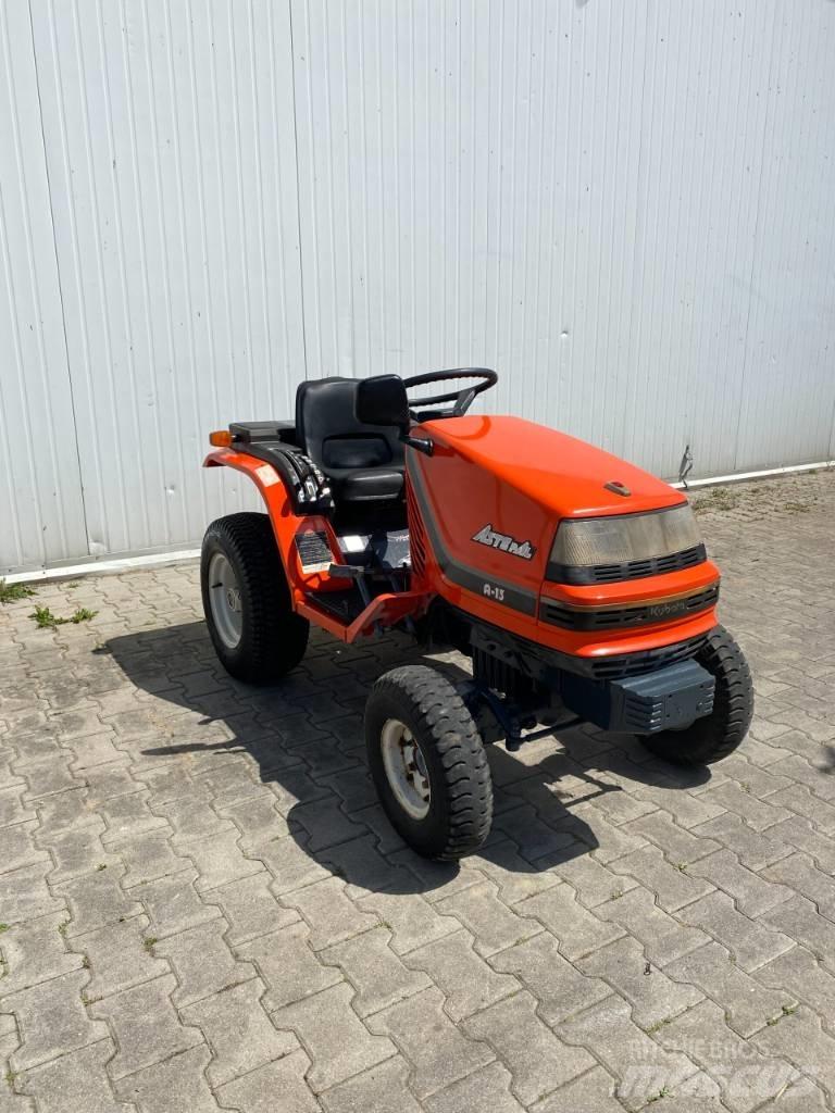 Kubota ASTE A13 Naudoti kompaktiški traktoriai