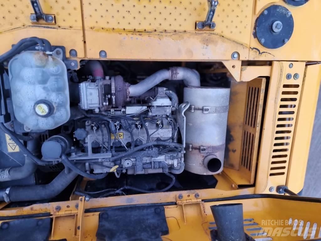 JCB JS 220 LC Vikšriniai ekskavatoriai