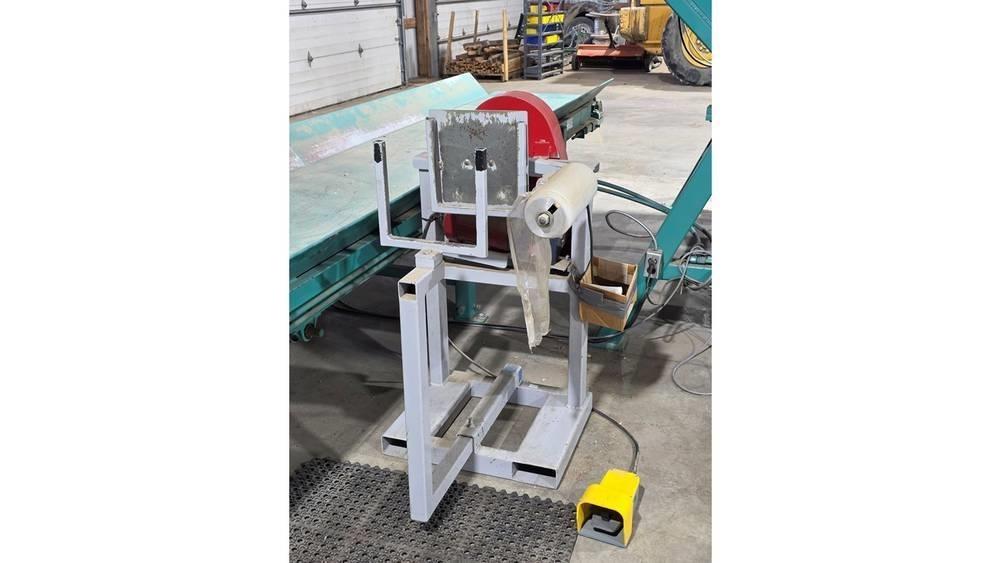  Helle Dump BIn Transporteriai