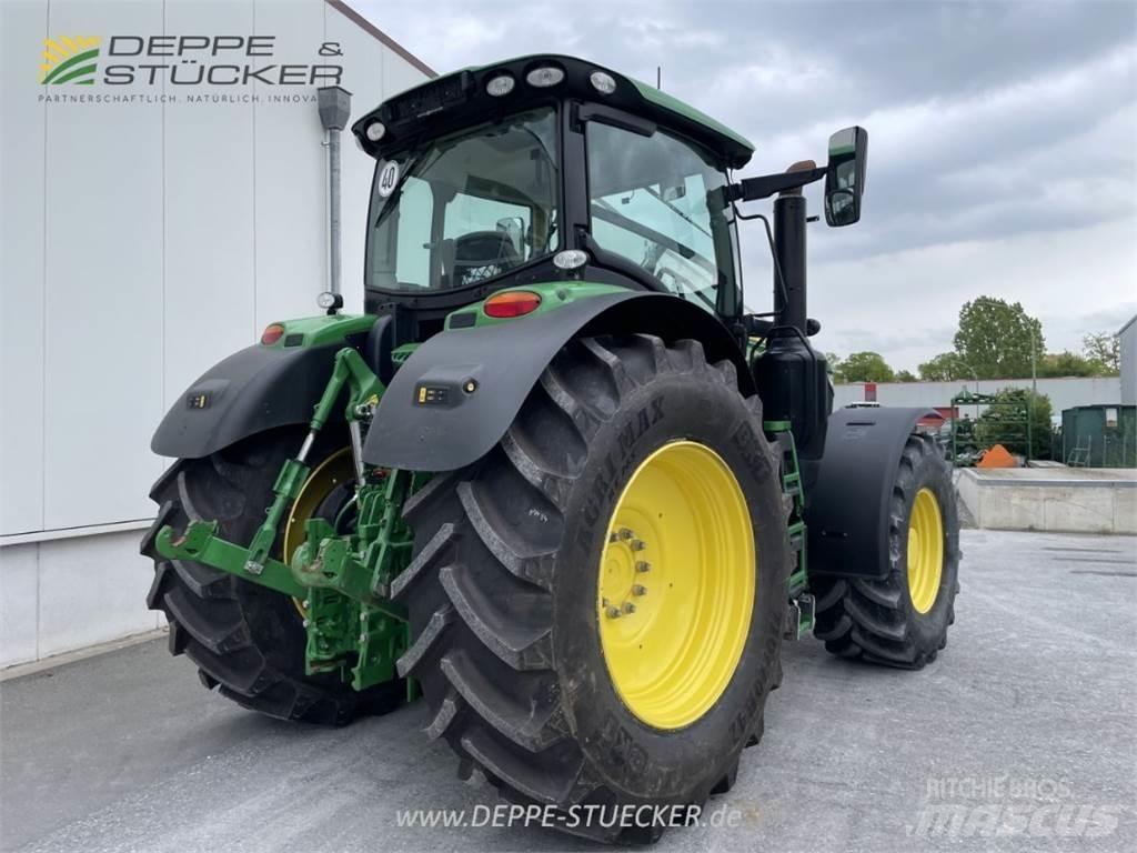 John Deere 6230R Traktoriai