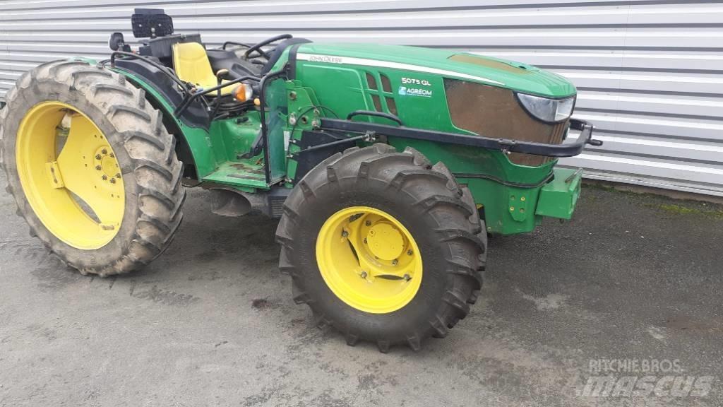 John Deere 5075GL Traktoriai