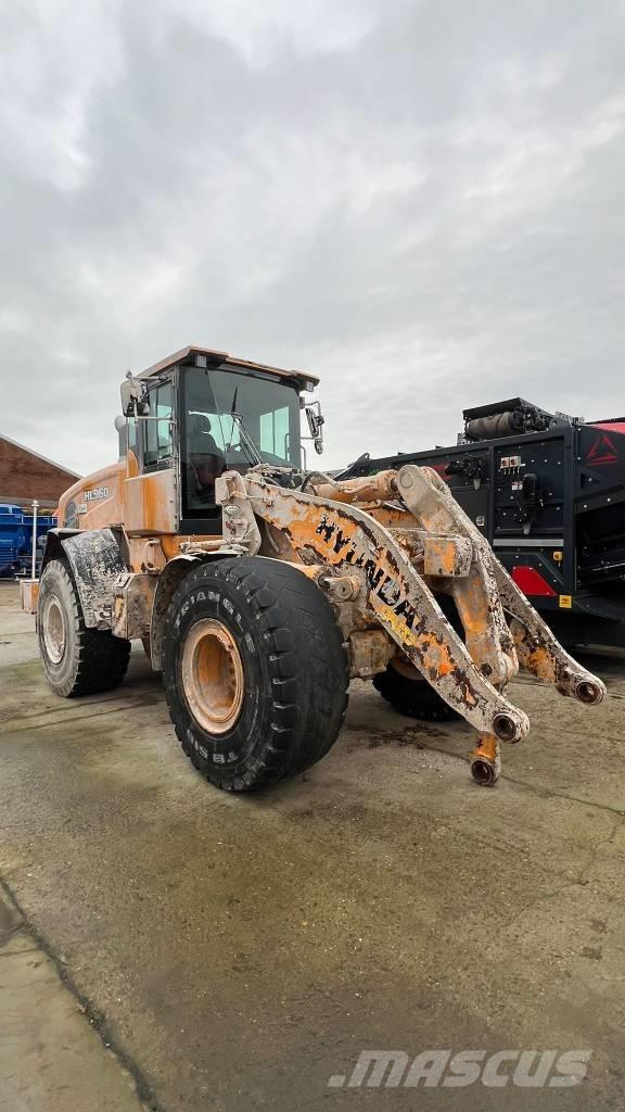 Hyundai HL 960 Naudoti ratiniai krautuvai