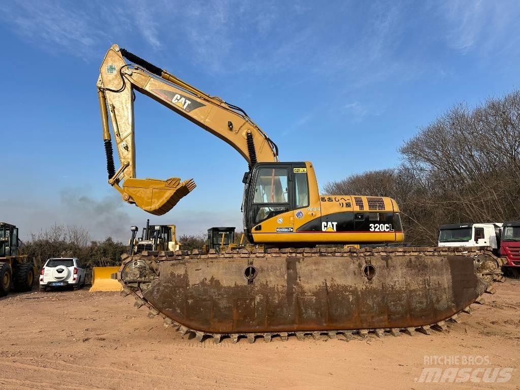CAT 320 C L Amfibiniai ekskavatoriai