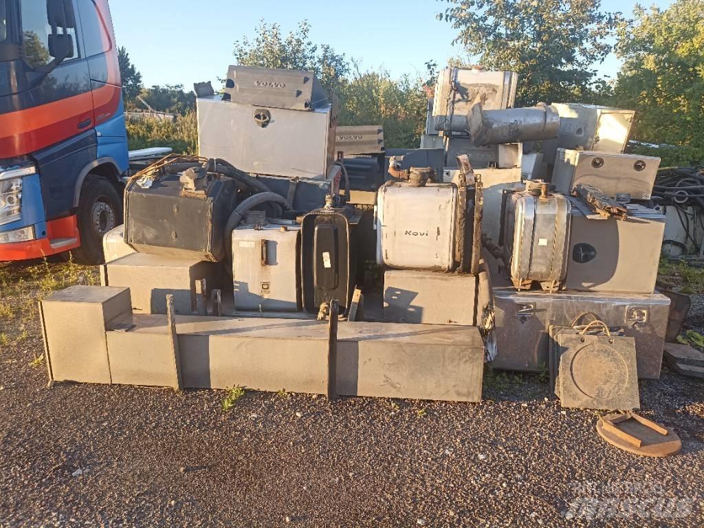 Multilift XR Sunkvežimiai su keliamuoju kabliu