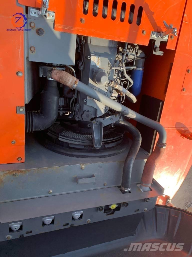 Hitachi ZX 240 Vikšriniai ekskavatoriai