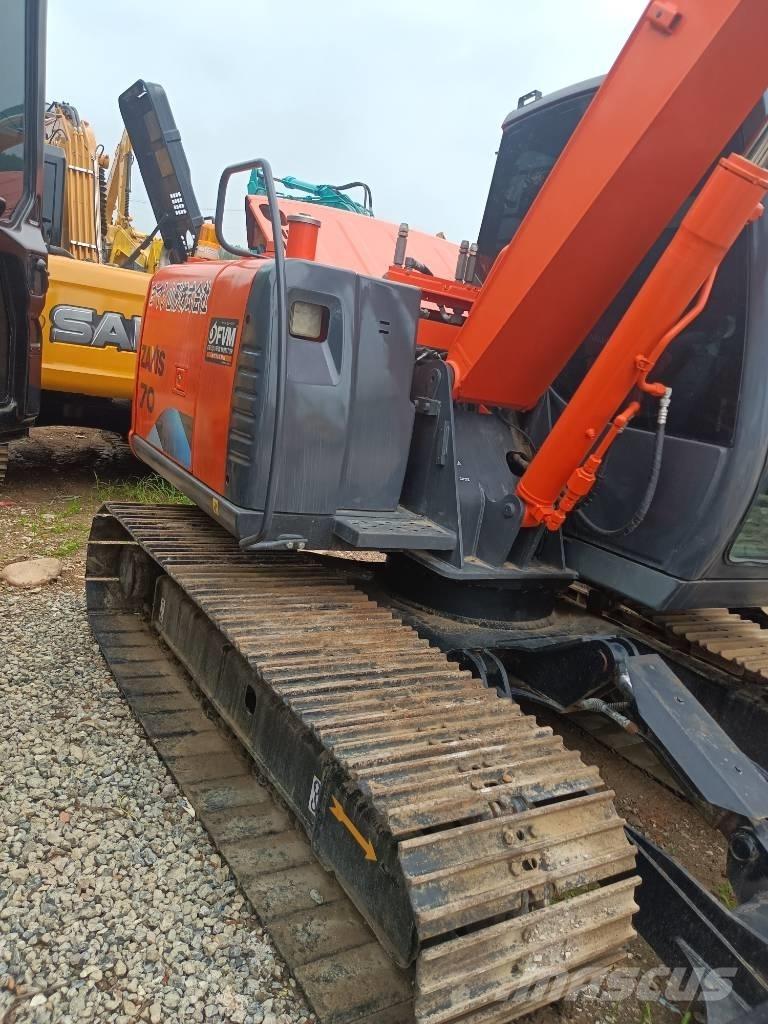 Hitachi ZX 70 Vikšriniai ekskavatoriai