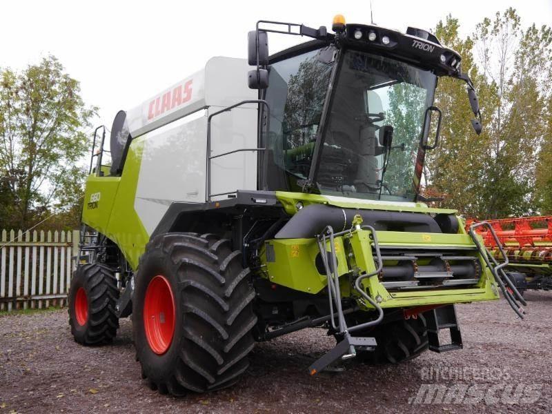 CLAAS TRION 660 Derliaus nuėmimo kombainai
