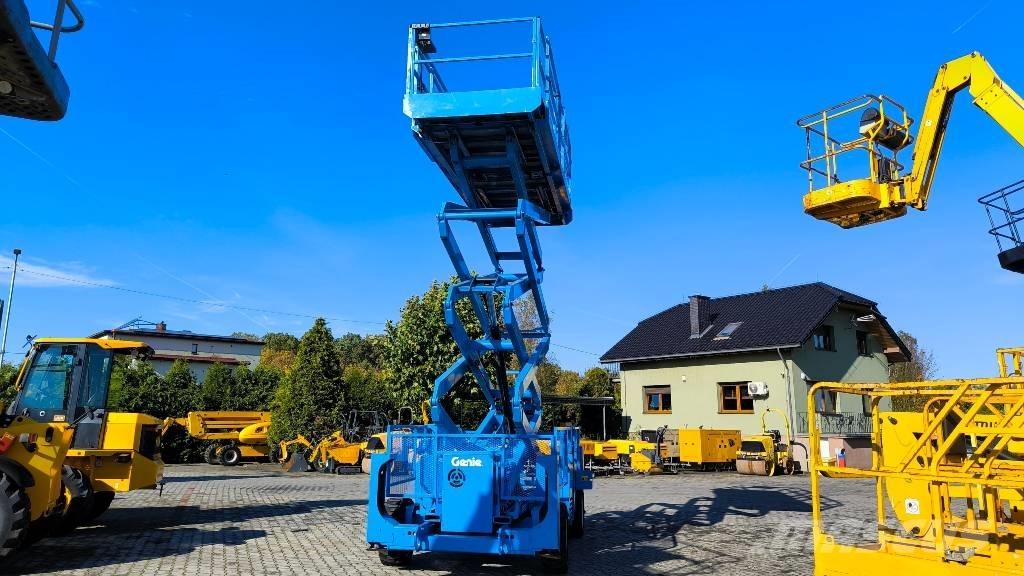 Genie GS 4390 Žirkliniai keltuvai