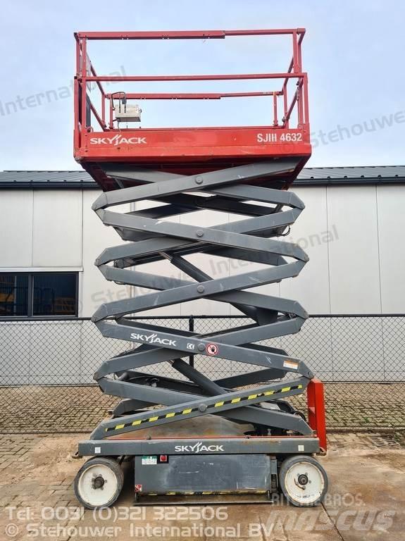 SkyJack SJ4632 Žirkliniai keltuvai
