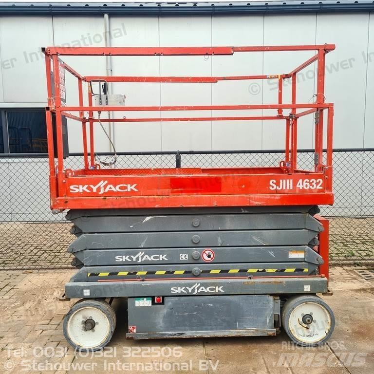SkyJack SJ4632 Žirkliniai keltuvai