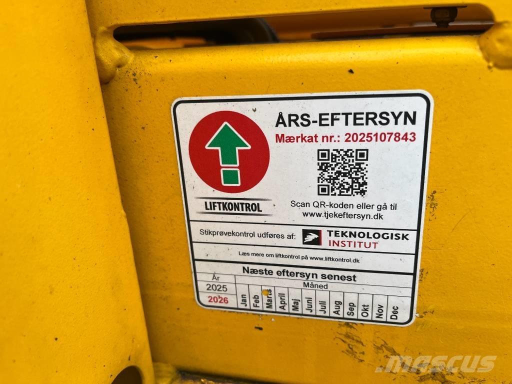 Omme 1830EXB Ant priekabų montuojamos kėlimo platformos