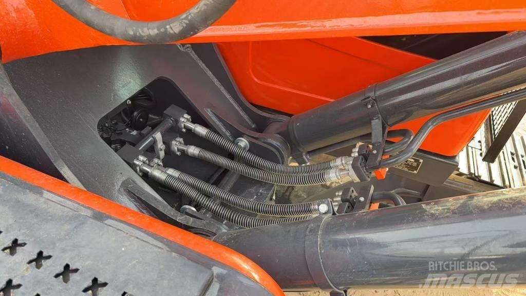Doosan DX 225 LC Vikšriniai ekskavatoriai