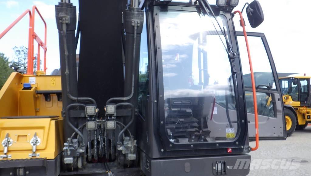 Volvo EC220EL Vikšriniai ekskavatoriai