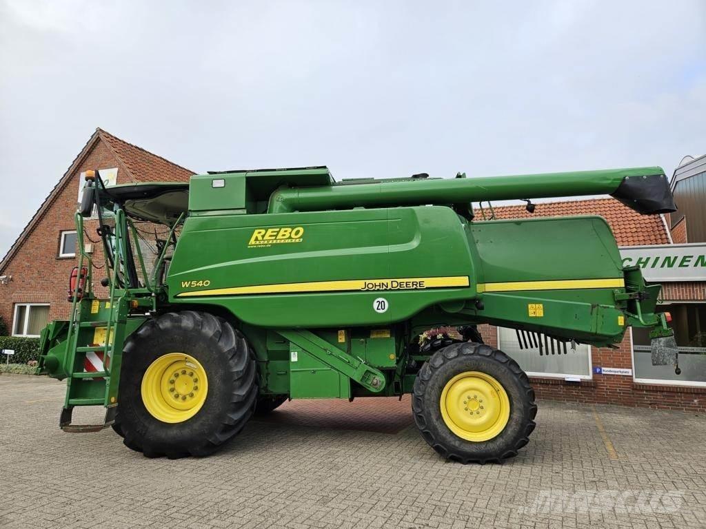 John Deere W540 Derliaus nuėmimo kombainai