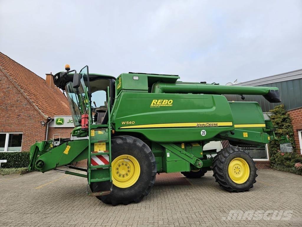 John Deere W540 Derliaus nuėmimo kombainai