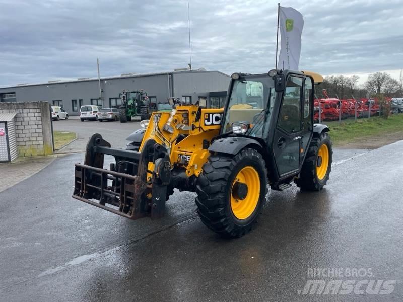 JCB 527-58 Agri Teleskopiniai krautuvai