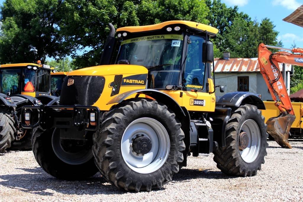 JCB Fastrac 3220-65 Traktoriai