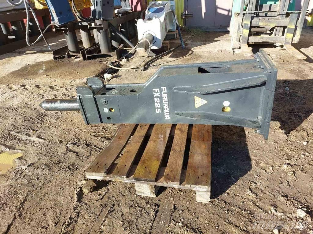 Furukawa FX 225 Hidrauliniai kūjai / Trupintuvai