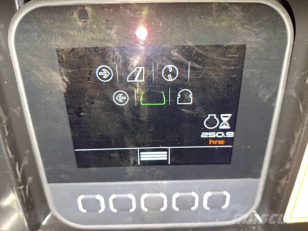 Forst ST6D Medienos smulkintuvai