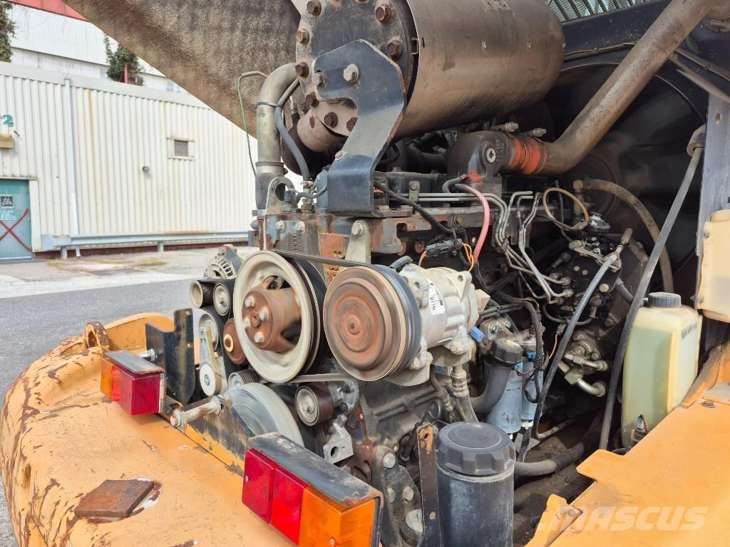 CASE 621 D Naudoti ratiniai krautuvai