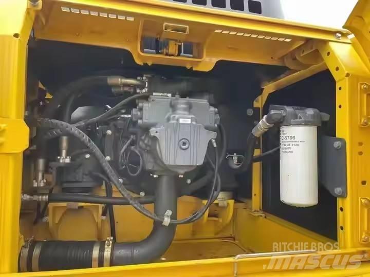 Komatsu PC360 Vikšriniai ekskavatoriai
