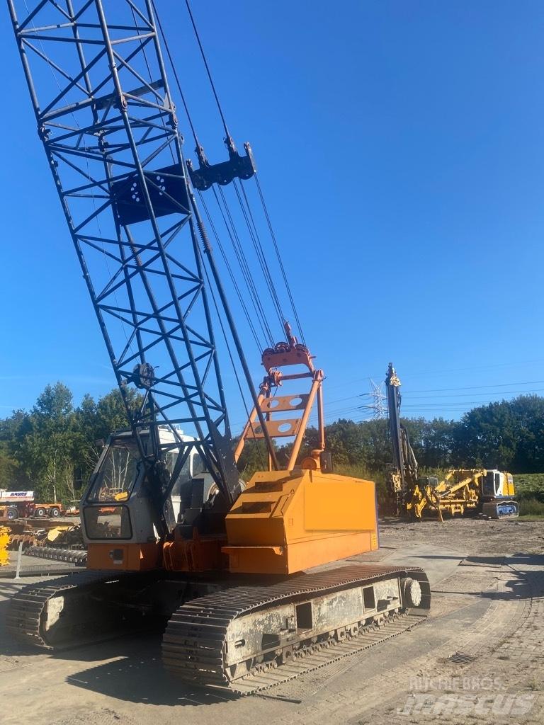 Hitachi KH 125- 3 Vikšriniai kranai