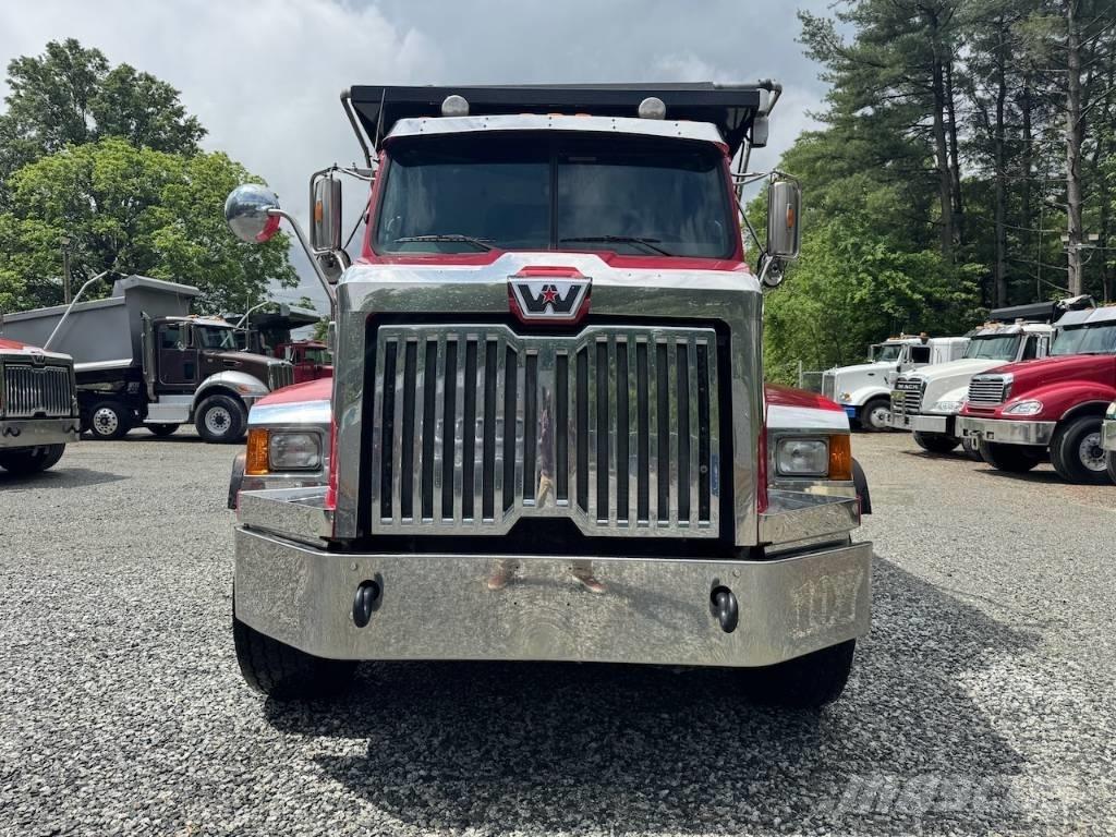 Western Star 4700 Savivarčių priekabų vilkikai