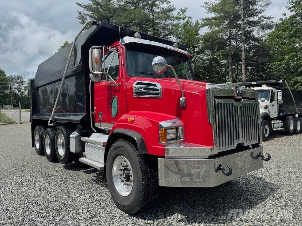 Western Star 4700 Savivarčių priekabų vilkikai