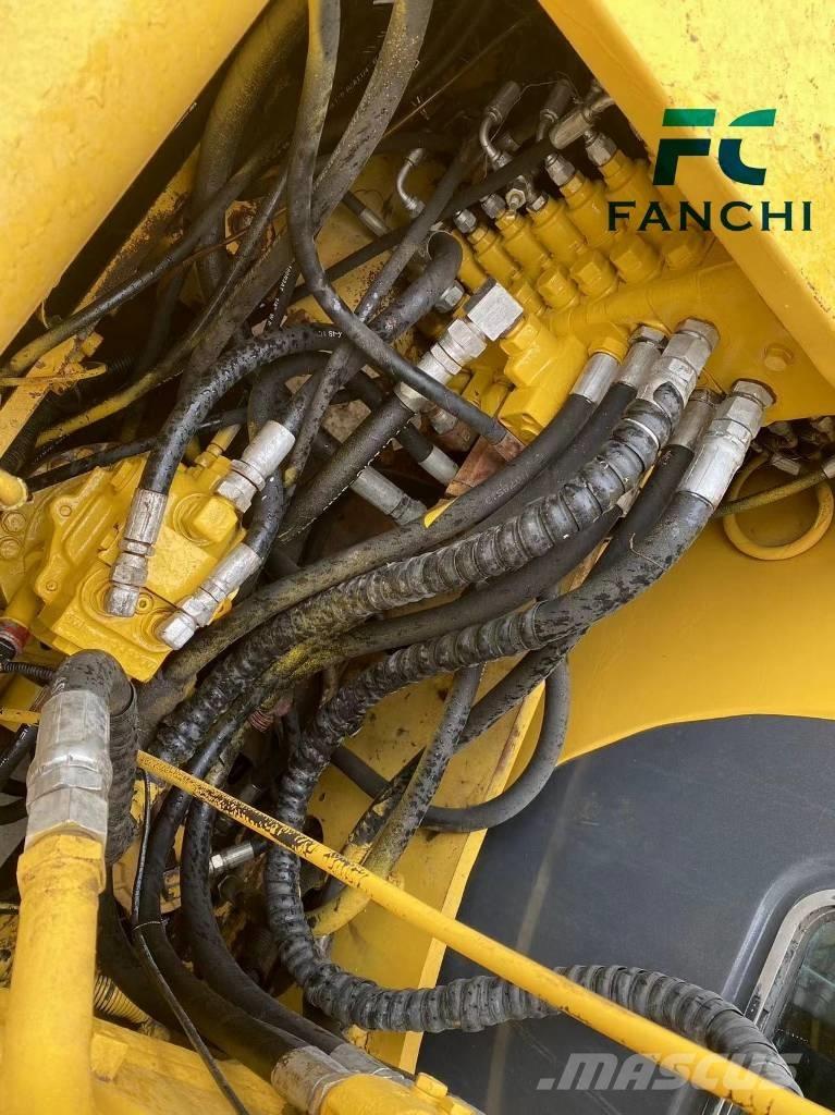 Komatsu PC 120 Vikšriniai ekskavatoriai