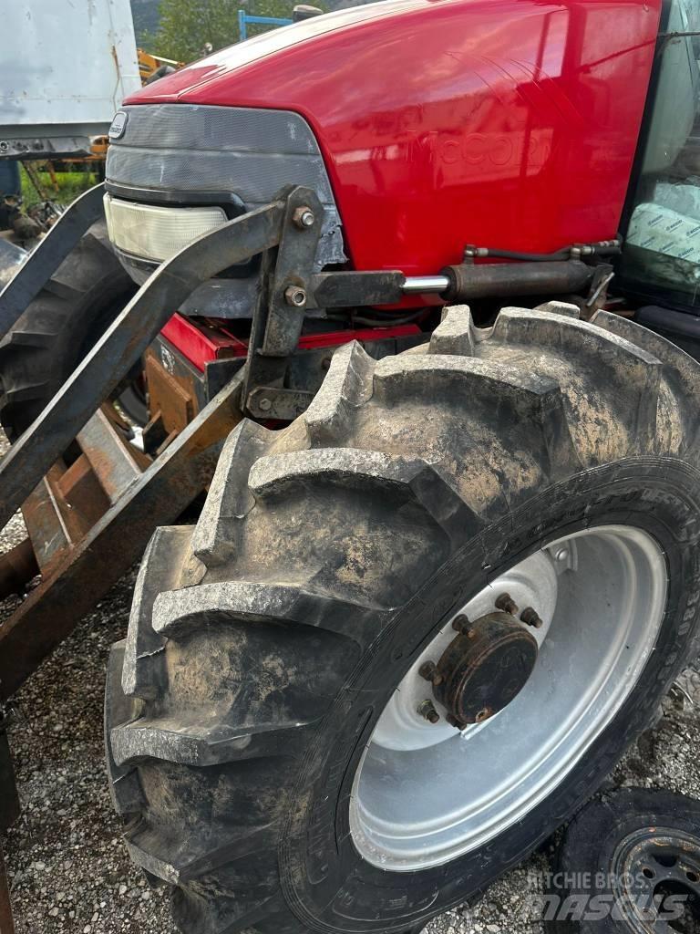 McCormick MC 100 Y Traktoriai