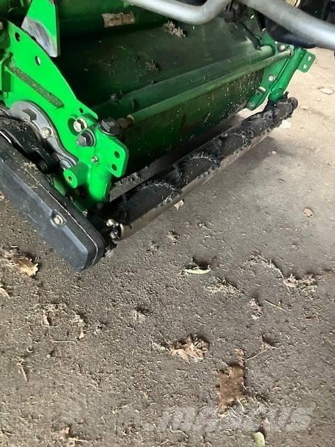 John Deere 7200 A Savaeigės žoliapjovės