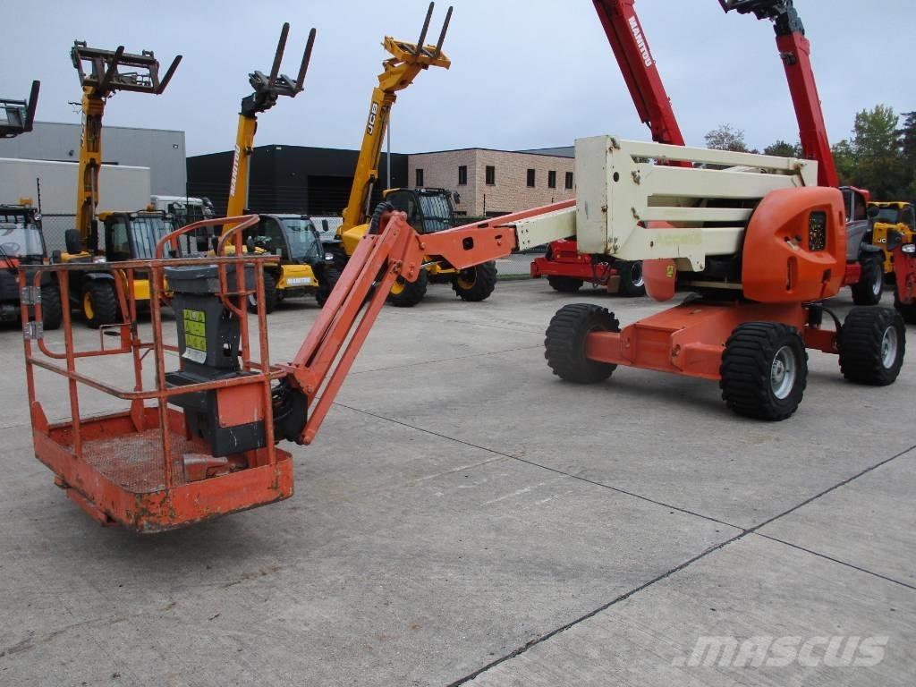JLG 510 AJ (271) Kompaktiškas savaeigis strėlinis keltuvas