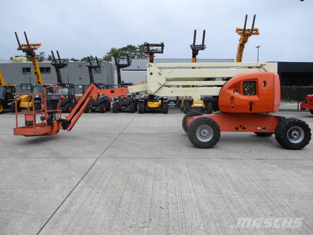 JLG 510 AJ (271) Kompaktiškas savaeigis strėlinis keltuvas